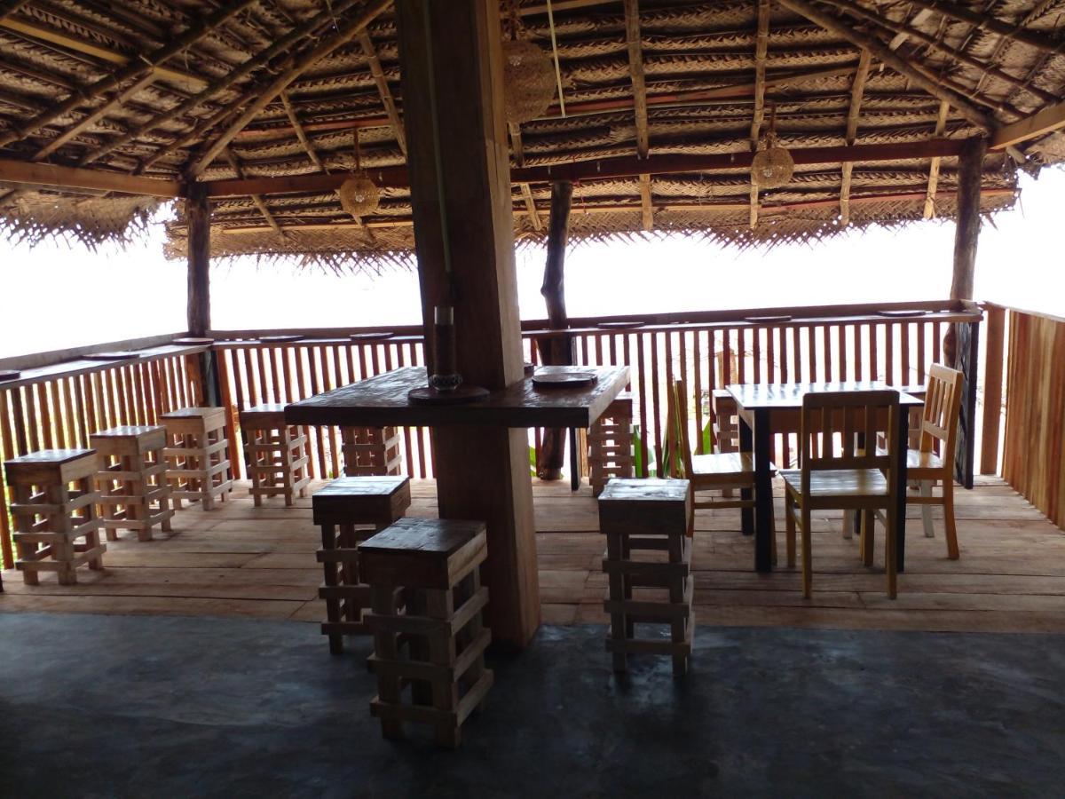希克杜沃 玛莉卡黄楼旅馆酒店 外观 照片