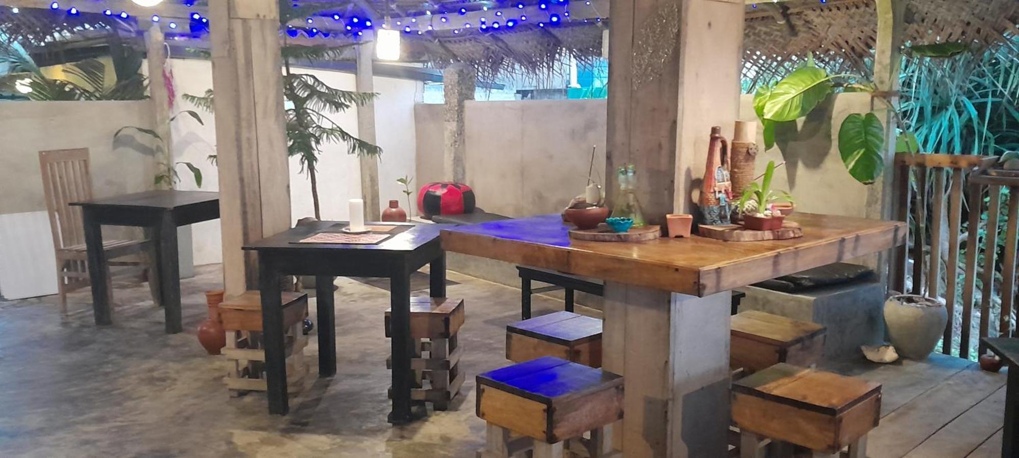 希克杜沃 玛莉卡黄楼旅馆酒店 外观 照片